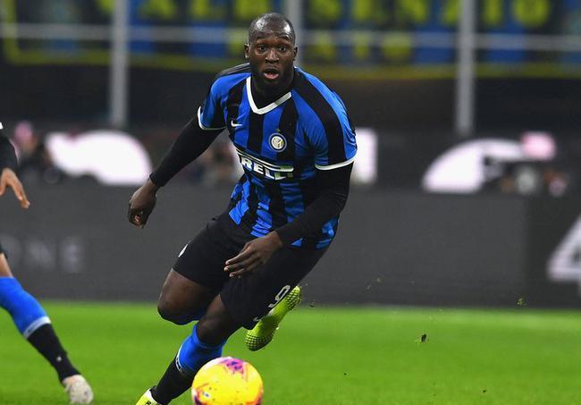 冠军杯小组赛夺冠罗盘,热门球队发挥稳定领跑 冠军杯小组赛夺冠罗盘,热门球队发挥稳定领跑