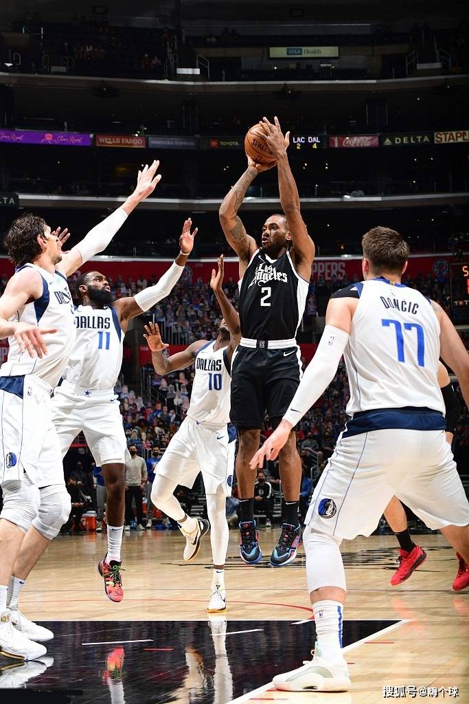 决胜时刻！胜者将赢得球迷掌声